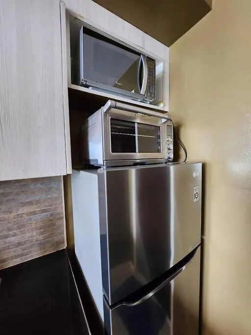 Kl Tower Executive Studio With Balcony Near Aim Makati Cbd Greenbelt Mall Manila